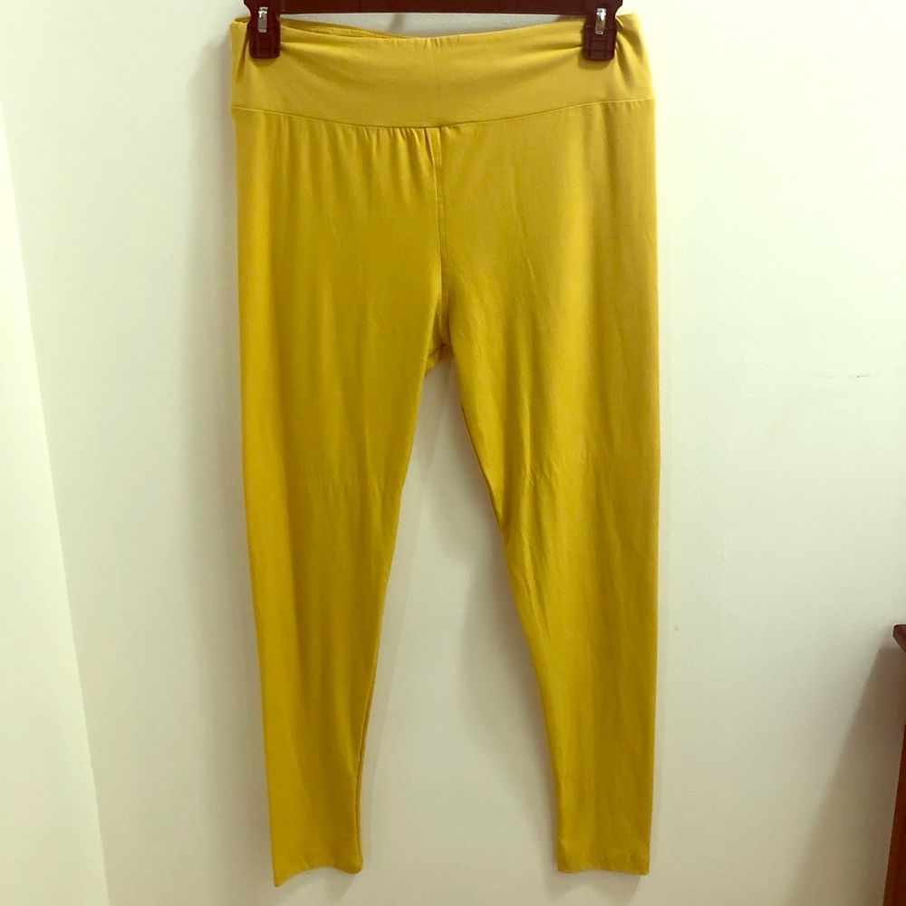 LuLaRoe Tall & Curvy leggings